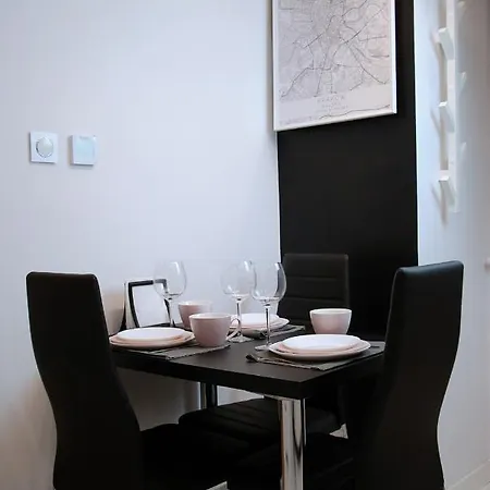 Twentytwo Apartament On St. Teresa's Street